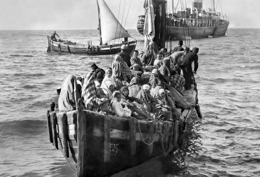 Turkse moslims vluchten van Griekenland naar Turkije tijdens de Grieks-Turkse oorlog