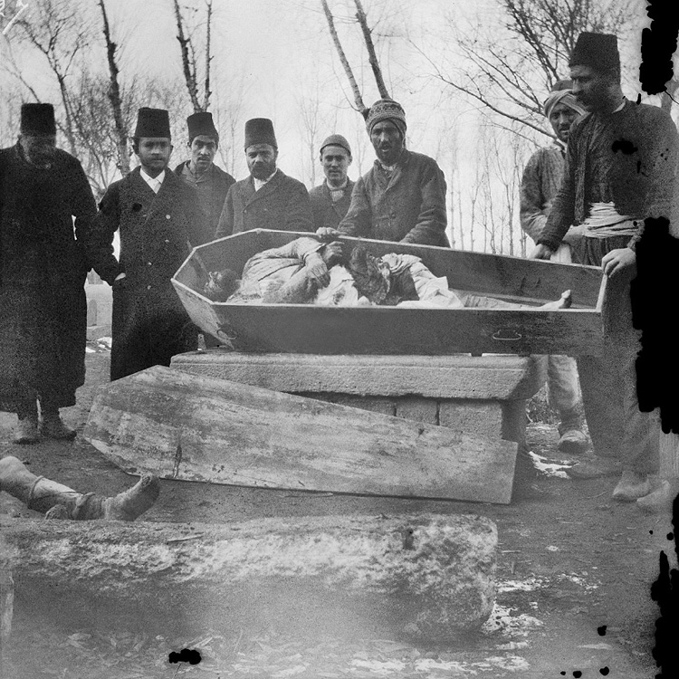 Lijk op het Armeense kerkhof in Erzurum