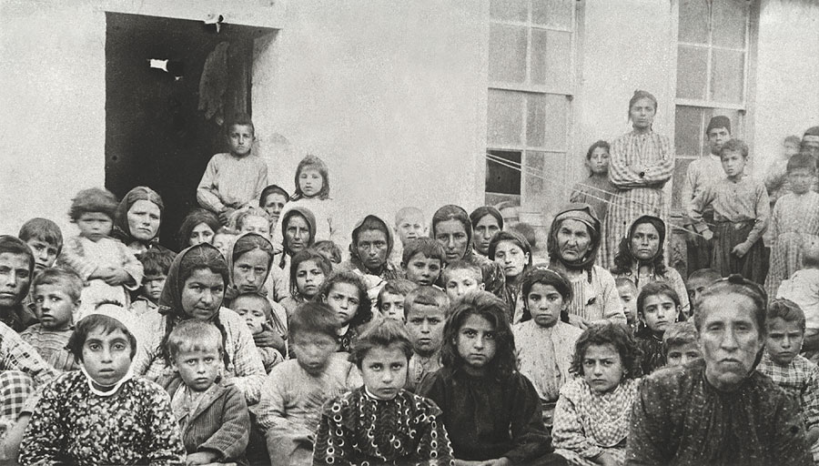 Armeense overlevenden van de pogroms in Tarsus